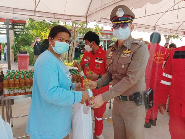 มูลนิธิเพชรเกษม-เพจอีจัน จัดงานทำบุญครั้งยิ่งใหญ่ ทอดผ้าป่าโลงศพ ประจำปี 2565 ช่วยผู้ยากไร้-ศพไร้ญาติ จำนวน 7,500 ใบ