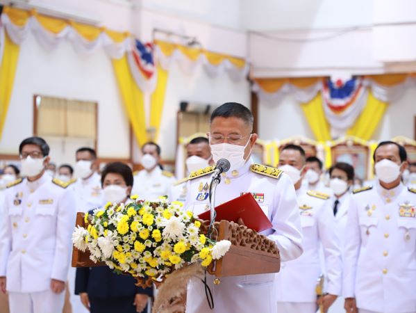 เพชรบูรณ์ – จัดพิธีวางพานพุ่มดอกไม้สดเนื่องในวันมาตรฐานฝีมือแรงงานแห่งชาติ ประจำปี 2565