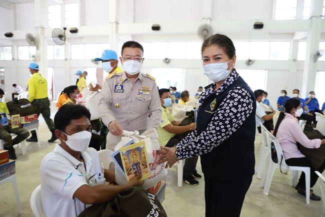 เพชรบูรณ์-มูลนิธิราชประชานุเคราะห์ มอบสิ่งของพระราชทานแก่ราษฎรที่ประสบภัยพิบัติ (วาตภัย) ในพื้นที่อำเภอเมืองเพชรบูรณ์ อำเภอชนแดน และอำเภอวังโป่ง จังหวัดเพชรบูรณ์