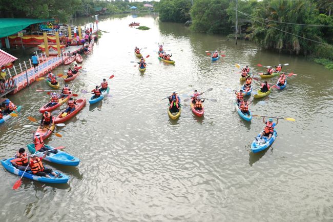 สมุทรสงคราม – เชิญชวนท่องเที่ยวชมธรรมชาติและสายน้ำพายคายัคเรือตามลำคลอง