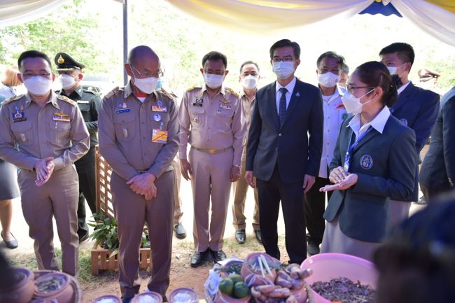 ยโสธร องคมนตรี ตรวจเยี่ยมโรงพยาบาลสมเด็จพระยุพราชเลิงนกทา