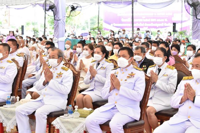 ปทุมธานี-พิธีบรรพชาอุปสมบทเฉลิมพระเกียรติ สมเด็จพระกนิษฐาธิราชเจ้า กรมสมเด็จพระเทพรัตนราชสุดาฯ สยามบรมราชกุมารี เนื่องในวันคล้ายวันพระราชสมภพ ๒ เมษายน ๒๕๖๕