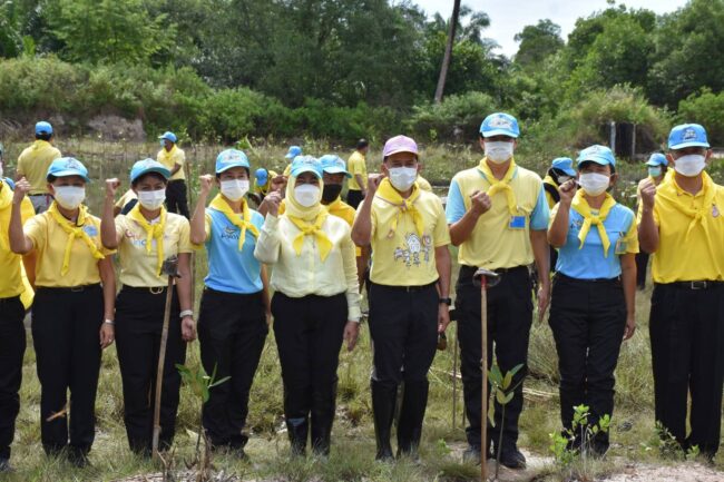 สตูล จัดกิจกรรมปลูกต้นไม้เฉลิมพระเกียรติพระบาทสมเด็จพระวชิรเกล้าเจ้าอยู่หัว เนื่องในโอกาสมหามงคลวันฉัตรมงคล วันที่ 4 พฤษภาคม 2565