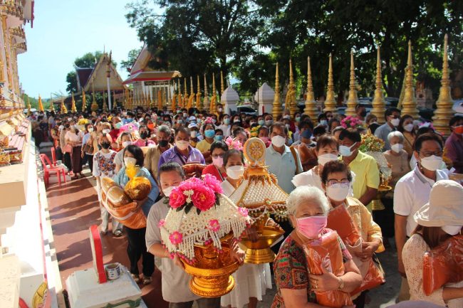 อุปสมบทหมู่ ถวายเป็นพระราชกุศล ในหลวงรัชกาลที่ 10 และพระพันปีหลวง ตามโครงการอุปสมบทหมู่ ประจำปี 2565