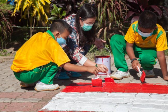 สคอ.- สสส. จับมือเครือข่าย สร้างทางม้าลายแห่งแรกของเกาะลิบง ร่วมป้องกันอุบัติเหตุทางถนน จ.ตรัง