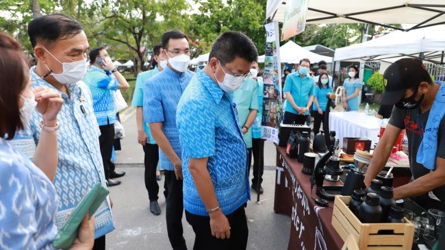 สมุทรสงคราม-สำนักงานพาณิชย์จังหวัดสมุทรสงครามจัดงานแสดงและจำหน่ายสิน “งานเทศกาลอาหารและของดีจังหวัด