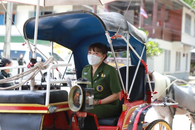 ลำปาง-ประธานสมาคมแม่บ้านทหารบก สาขา ทภ.3 เยี่ยมเยียนให้กำลังใจการดำเนินงานของสมาคมแม่บ้านฯ มทบ.32