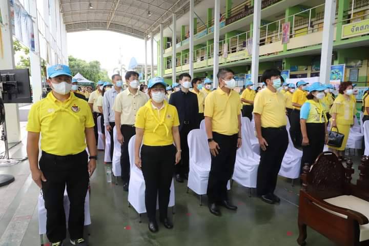 ปทุมธานี-ประทรวงอุตสาหกรรม จัดกิจกรรมจิตอาสารักษ์แม่น้ำ 10 ลุ่มน้ำ ทั่วประเทศ เพื่อเฉลิมพระเกียรติ พระบาทสมเด็จพระเจ้าอยู่หัว