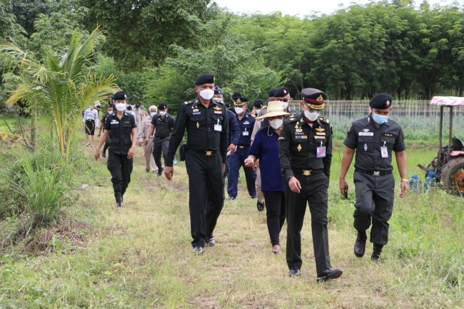 ศูนย์ประสานงานโครงการอันเนื่องมาจากพระราชดำริและความมั่นคง กองบัญชาการกองทัพไทย ดำเนินการประเมินผลงานตามหลักปรัชญาของเศรษฐกิจพอเพียง กองทัพไทย ประจำปี 2565