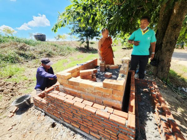 พิจิตร-ได้ใจคนรักสัตว์วัดบึงสีไฟเมืองชาละวันสร้างเตาเผาหมา-แมว