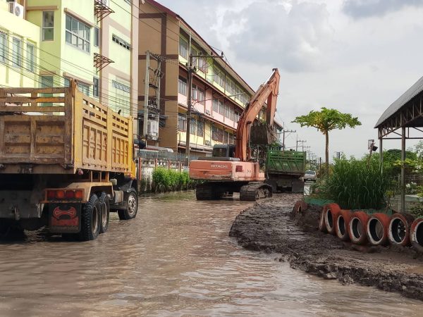 ปทุมธานี ทน.รังสิต แจงทำเรื่องขอยืมเครื่องสูบน้ำจาก ผอ.โครงการส่งน้ำและบำรุงรักษารังสิตใต้