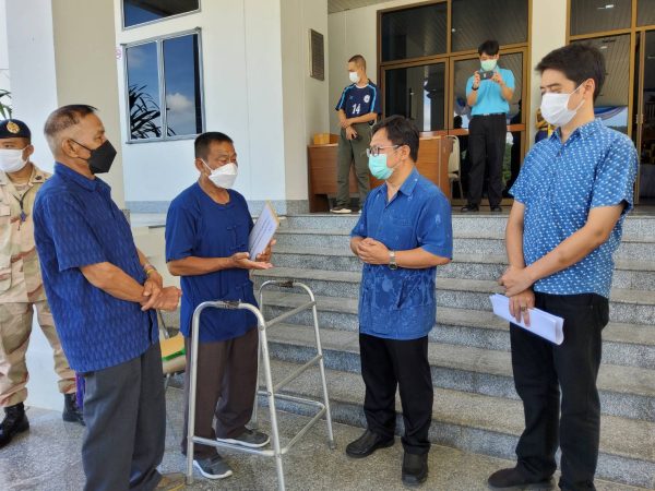 ลำพูน – กลุ่มเครือข่ายชาวไร่ยาสูบจังหวัดลำพูน ยื่นหนังสือถึง รมต.กระทรวงการคลัง ขอความช่วยเหลือจากปัญหาต้นทุนการผลิตใบยาสูบที่เพิ่มสูงขึ้น