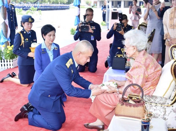 พิธีสวนสนามเนื่องในโอกาสรับ-ส่งหน้าที่ผู้บัญชาการทหารอากาศ และการมอบการบังคับบัญชา