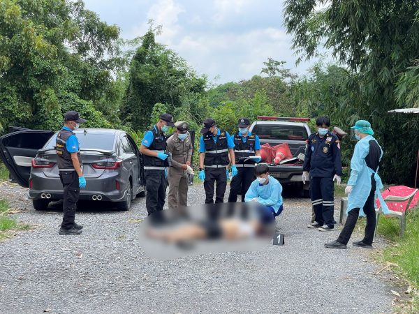 ฉะเชิงเทรา-สิบตำรวจยิงแฟนครูสาวสาหัส ก่อนเป่าขมับตัวตายตามด้านหลังโรงพักเขาหินซ้อน