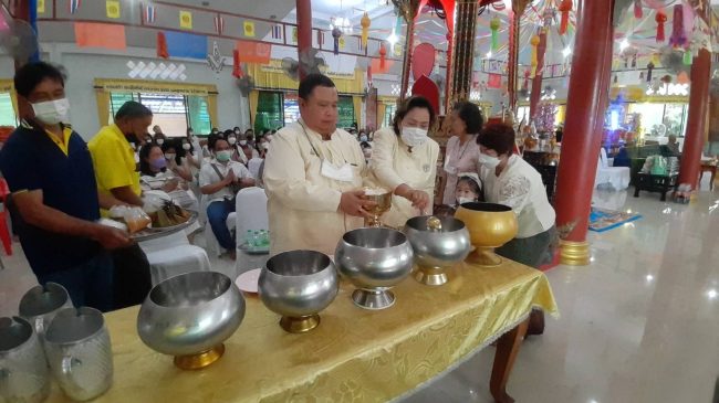 สระบุรี/ ผู้อำนวยการแขวงการทางหลวงสระบุรีประธานทอดกฐินสามัคคี วัดมะกรูด