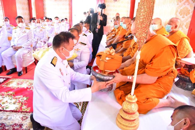 ก.แรงงาน ถวายผ้าพระกฐินพระราชทาน ประจำปี 2565 ณ วัดจุฑาทิศธรรมสภาราม วรวิหาร พระอารามหลวง จ.ชลบุรี