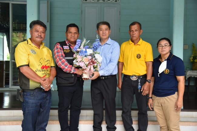 จันทบุรี-ผู้ว่าราชการจังหวัดจันทบุรีคนใหม่ เดินทางเข้าจวนผู้ว่าราชการจังหวัดจันทบุรี และกราบนมัสการเจ้าคณะจังหวัด