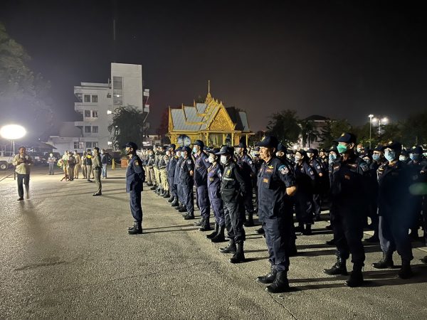 ตำรวจวังสะพุง ซ้อมแผนยุทธวิธีเข้าตรวจค้น และระดมกวาดล้างอาชญากรรม