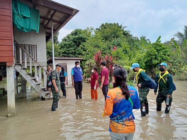 ลำปาง-ปวงประชาลำบาก​ ทหารลำปางรุดช่วยเหลือทันที