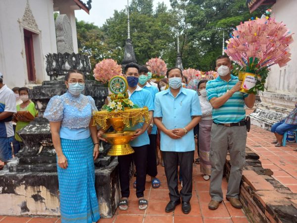 ปทุมธานี “วัดสิงห์ “สามโคก แตกแล้ว คลื่นพุทธศาสนิกชนร่วมทำบุญทอดกฐินสามัคคี ประจำปี ๒๕๖๕ กันอย่างคับคั่ง