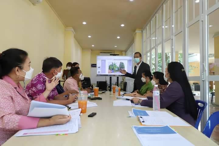 ปทุมธานี ผู้ว่าฯ ตรวจสอบที่ดินมูลนิธิโรงพยาบาลสมเด็จพระยุพราชใน จ.ปทุมธานี