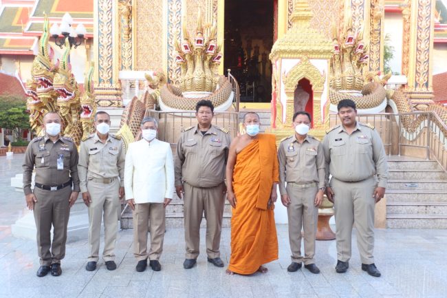 สมุทรปราการ- “พระครูแจ้” รวมพลังความจงรักภักดี นำคณะสงฆ์เจริญพระพุทธมนต์ อธิฐานจิตถวายแด่ “เจ้าฟ้าพัชรกิติยาภา”