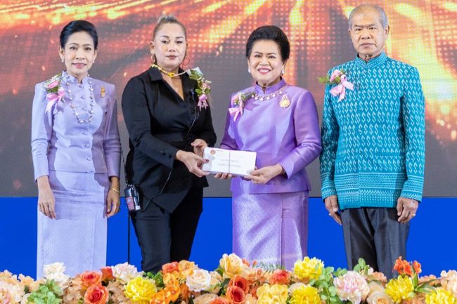 สมาพันธ์สื่อมวลชนและช่างภาพฯ มอบทุนการศึกษาให้บุตร-ธิดาสื่อมวลชนครั้งที่ 6