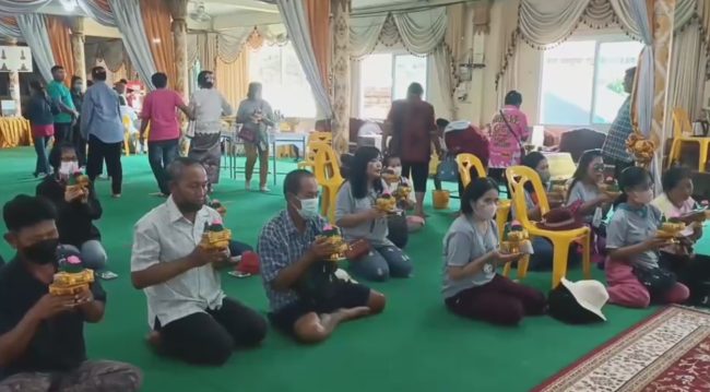 จันทบุรี-งานนมัสการรอยพระพุทธบาทพลวง เขาคิชฌกูฏ จันทบุรี คึกคัก