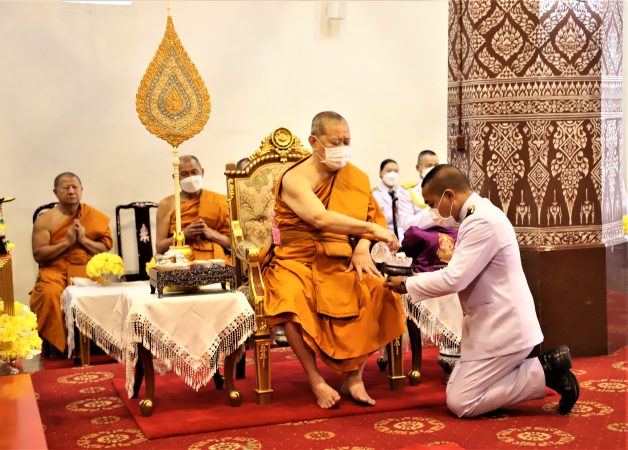 อยุธยา – พระบาทสมเด็จพระเจ้าอยู่หัว และสมเด็จพระนางเจ้าฯ พระบรมราชินี ทรงพระกรุณาโปรดเกล้าฯ พระราชทานผ้าไตรพิธีบำเพ็ญพระราชกุศลทักษิณานุปทานอุทิศถวายสมเด็จพระบูรพกษัตริยาธิราช และพิธีสมโภชพระอาราม วัดพุทไธศวรรย์ ครบ 670 ปี