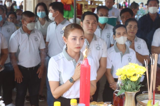 สมุทรปราการ- พลังศรัทธา!! “นายกอำนวย” นายกแพรกษาใหม่ รวมพลังศรัทธา ทำบุญประจำปี ศาลเจ้าพ่อโคกพร้าวความเชื่อนับร้อยปี