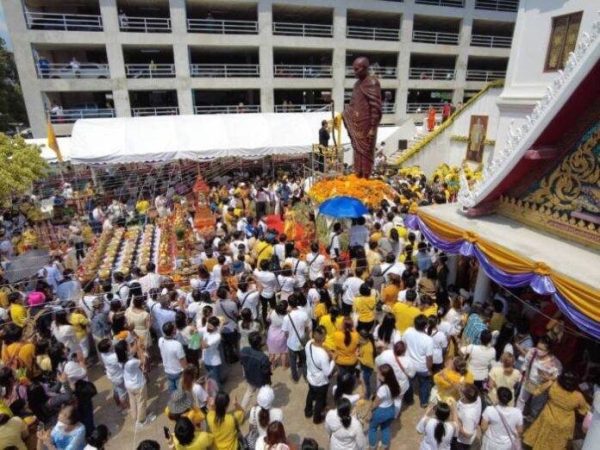 สายบุญห้ามพลาด! ผอ.ฟ้า ชวนเที่ยวงานประจำปี วัดอินทรวิหาร ปิดทององค์หลวงพ่อโต 1-10 มี.ค. นี้