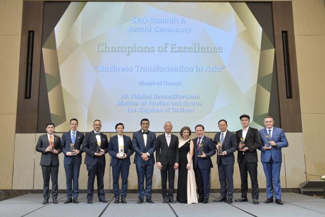 รัฐมนตรีว่าการกระทรวงการท่องเที่ยวและกีฬาเป็นประธานเปิดงาน2022 CEO Summit & Award Ceremony