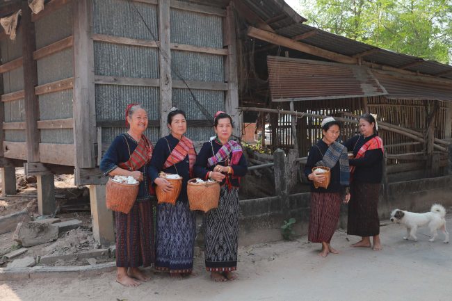 กาฬสินธุ์-ชาวผู้ไทตื่นตัวหวงแหนชุดแต่งกายโบราณ