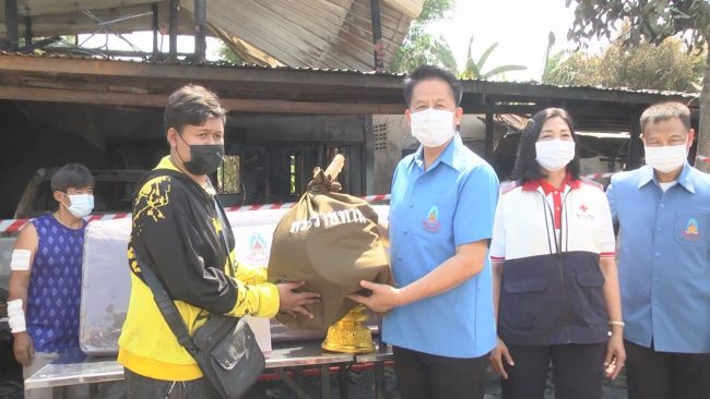 สระบุรี/มูลนิธิราชประชานุเคราะห์ในพระบรมราชูปถัมภ์ประจำจังหวัดสระบุรี นำเงินและสิ่งของพระราชทานมอบช่วยเหลือผู้ประสบอัคคีภัย