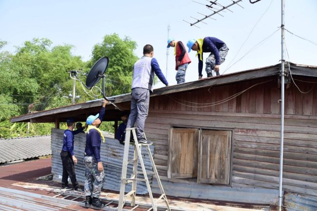 พิษณุโลก-ศูนย์บรรเทาสาธารณภัย กองบิน ๔๖ ร่วมแรงร่วมใจ ซ่อมสร้างที่พักอาศัยให้ผู้ประสบวาตภัย ในพื้นที่อำเภอวังทอง จังหวัดพิษณุโลก