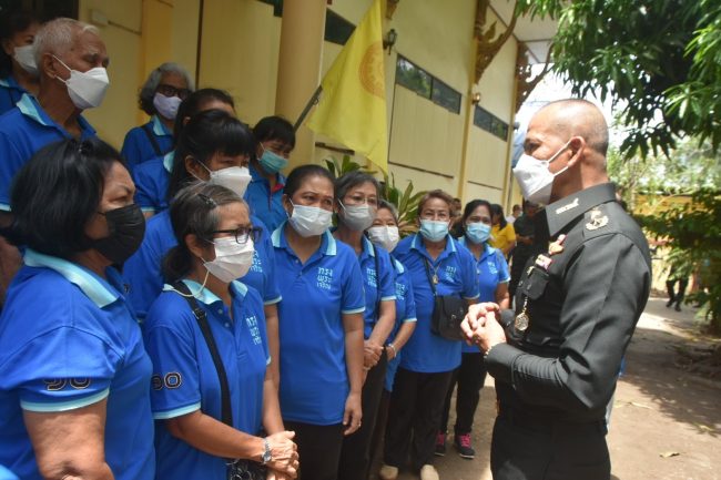 นราธิวาส-ผอ.ศปพร. ส่งเสริมกิจกรรมทางพระพุทธศาสนา พบปะให้กำลังใจพี่น้องสมาชิกโครงการราษฎรอาสารักษาหมู่บ้าน (อรบ.) กองพันเมืองปัตตานี ที่ 2 ณ วัดขจรประชาราม จังหวัดปัตตานี