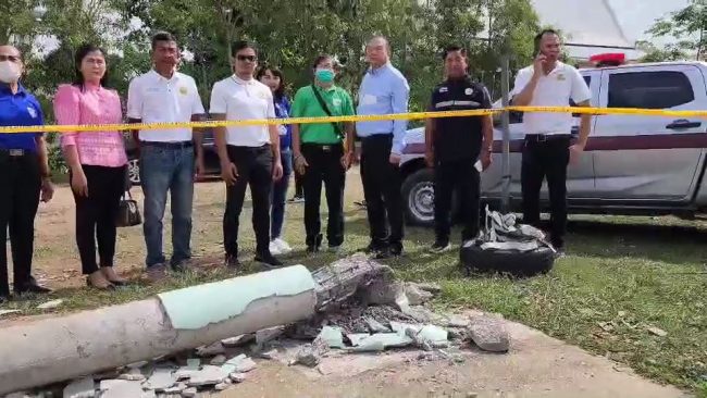 พิจิตร-ผู้ว่าฯพิจิตรประกาศพื้นที่ภัยพิบัติเหตุวาตภัยเจ้าคณะจังหวัดพิจิตรนำเงินช่วยครอบครัวผู้เสียชีวิตรายละ5พัน ปภ.ยืนยันมีงบเยียวยา