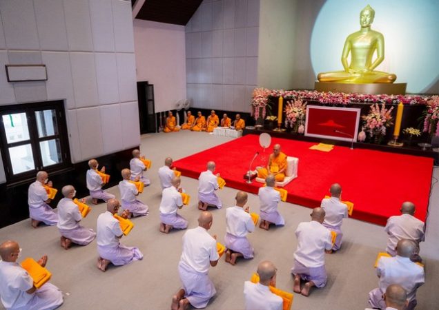 ปทุมธานี วัดพระธรรมกายอุปสมบทหมู่นานาชาติภาคภาษาจีน สร้างศาสนทายาทในพระพุทธศาสนา