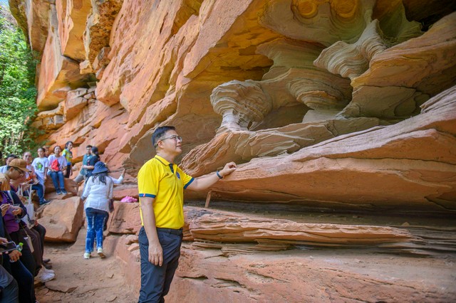 กาฬสินธุ์เปิดจุดท่องเที่ยวUnseenผาแดงภูสิงห์แหล่งธรณีธรรมชาติสวยงาม