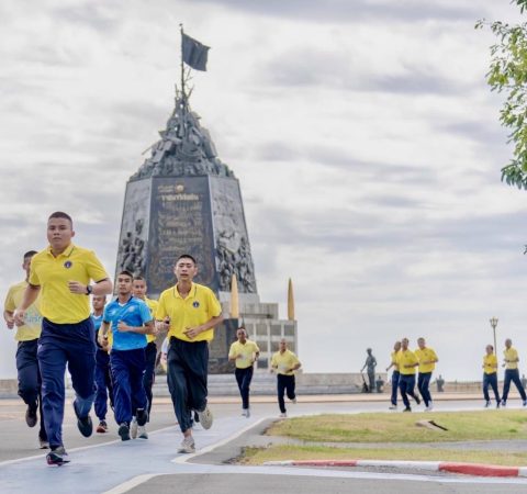 กองทัพเรือจัดกิจกรรมเสริมสร้างสุขภาพที่ดีและเพิ่มทักษะการปฐมพยาบาลฟื้นคืนชีพพื้นฐาน ในพื้นที่สัตหีบ และการตรวจสุขภาพเชิงรุก ในพื้นที่กรุงเทพ เพื่อส่งเสริมให้กำลังพลมีสุขภาพที่ดี พร้อมปฏิบัติงานขับเคลื่อนกองทัพเรือได้อย่างมีพลัง