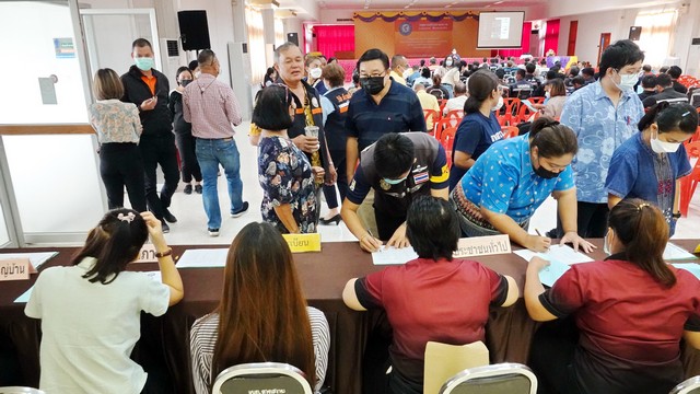 ปทุมธานี ทม.ลาดสวาย จับมือ กฟภ.เตรียมนำสายไฟฟ้าและสายเคเบิลสื่อสารลงใต้ดินระยะทาง 7 กม.