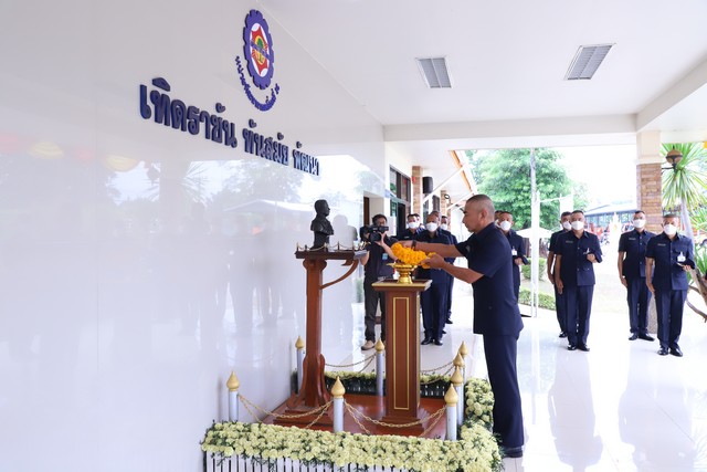 เพชรบูรณ์-ผู้บัญชาการทหารสูงสุด ตรวจเยี่ยมการปฏิบัติงานพร้อมมอบนโยบายกำลังพล เจ้าหน้าที่หน่วยพัฒนาการเคลื่อนที่ 16 จังหวัดเพชรบูรณ์