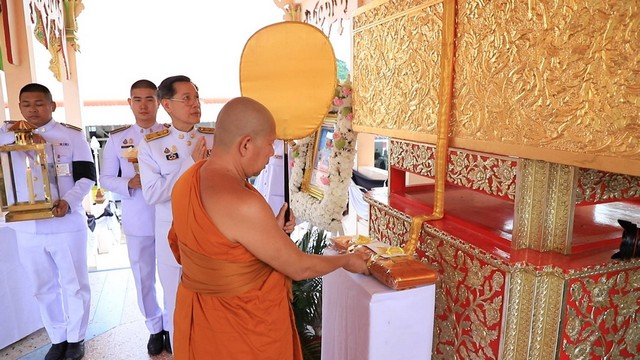 ลพบุรี-ผู้ว่าฯลพบุรี เป็นประธานในพิธีพระราชทานเพลิงศพ นายประสานมิตร อมะรักษ์ นายอำเภอลำสนธิ จังหวัดลพบุรี