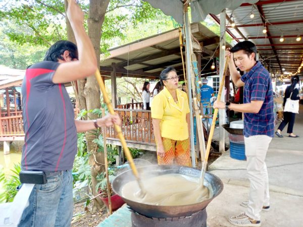 ปทุมธานี “ปิ่นฟ้าฟาร์ม” ลาดหลุมแก้ว ส่งเสริมการท่องเที่ยว จัดกิจกรรมขนมหวาน ลาดหลุมแก้ว มหกรรมขนมไทยพื้นบ้านฯ