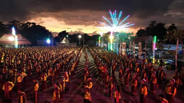 เพชรบูรณ์-อ.วิเชียรบุรี จัดประเพณีอุ้มพระสรงน้ำ พระพุทธรูปอายุกว่า 700 ปี ที่จัดสืบเนื่องกันมาช้านาน