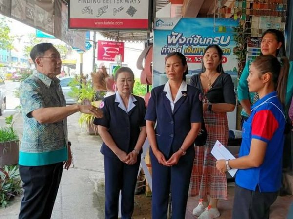 กระบี่-รองผู้ว่าราชการจังหวัดกระบี่ รุดลงพื้นที่ให้กำลังใจ 4 ครอบครัวแรงงานไทยในอิสราเอล พบยังปลอดภัยดี แต่ขอกลับประเทศไทย