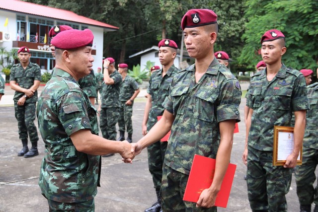 ลำปาง-“ลารั้วทหาร วันปลดประจำการ มาเป็นทหารแล้วได้รับการศึกษาที่สูงขึ้น” 