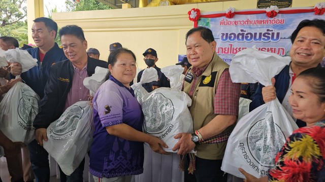 กาฬสินธุ์ รมช.เกษตรไชยาเดินสายช่วยน้ำท่วมกาฬสินธุ์เร่งเยียวยาผู้ประสบภัย