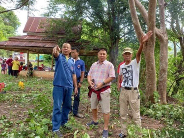 กาฬสินธุ์ชาวเขาวงร่วมปรับแต่งภูมิทัศน์เล็งพัฒนาน้ำตกตาดทองแหล่งท่องเที่ยวขึ้นชื่อ