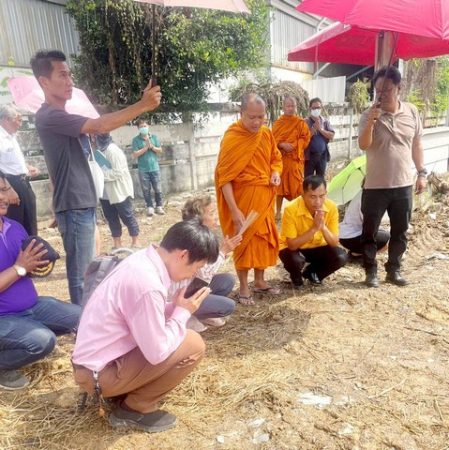 ปทุมธานี นายอำเภอเมืองปทุมธานี ร่วมสำรวจ สถานที่ก่อสร้างอาคาร 76 ปีสมเด็จ พระธีรญาณมุนี (สมชาย วรชาโย )อาคารโรงพยาบาลส่งเสริมสุขภาพ สาขาโรงพยาบาลปทุมธานี